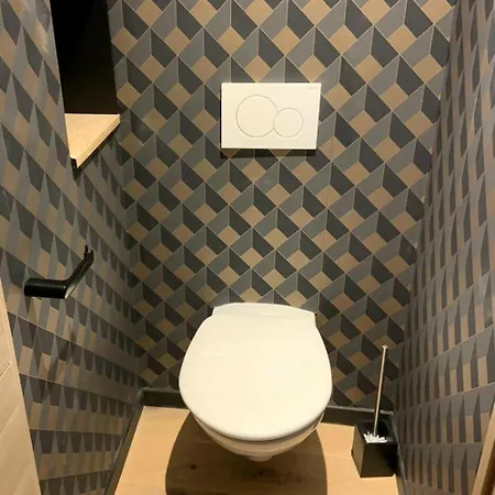 Charmante Petite Maison Avec Baignoire Balneo Et Video Projecteur Holiday home
